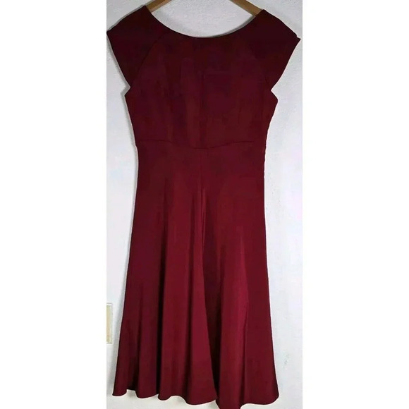 J.crew Burgundy Cocktail Dress V-neck Cap Sleeve Impire Waist 100% Silk Size 10 - Picture 2 of 13